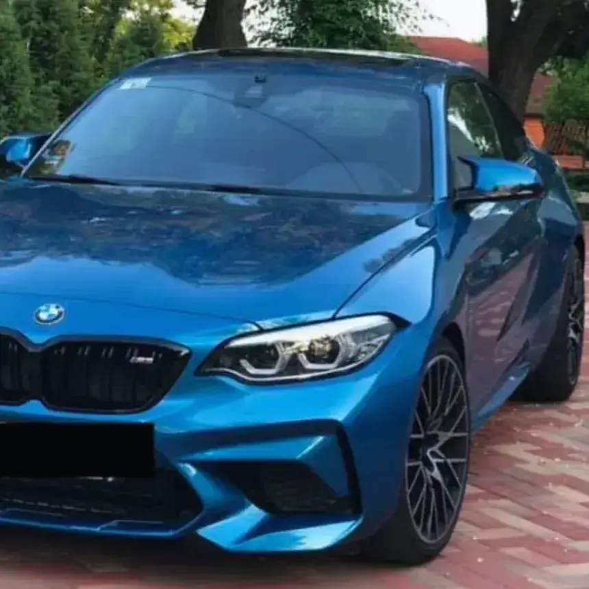 BMW M2 Competition utcai élményvezetés