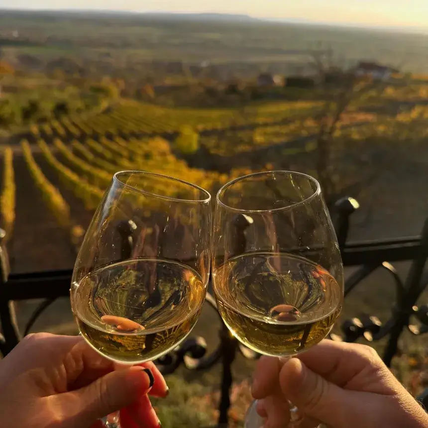 Idilli elvonulás Fenn a Hegyen Vendégházban a Somló tetején