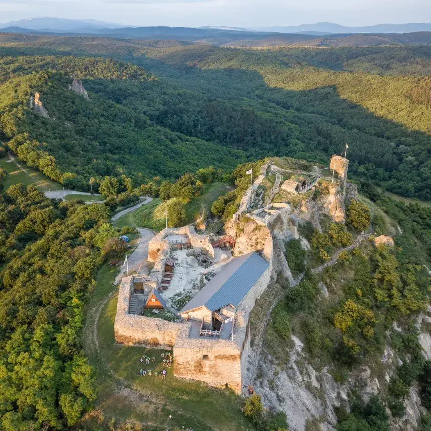 Élménycsomag! – Siroki várlátogatás + 3 fogásos ebéd a Végvár Ételbárban