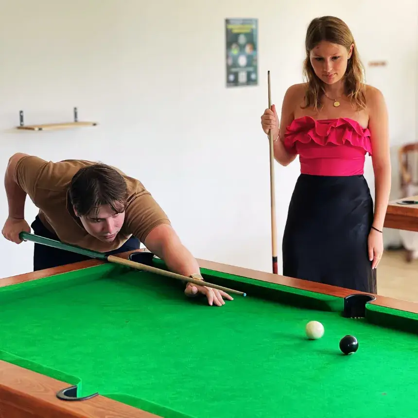 Biliárd & Darts – 2 óra játék 2 fő részére Aszófőn egy ajándék üveg borral!