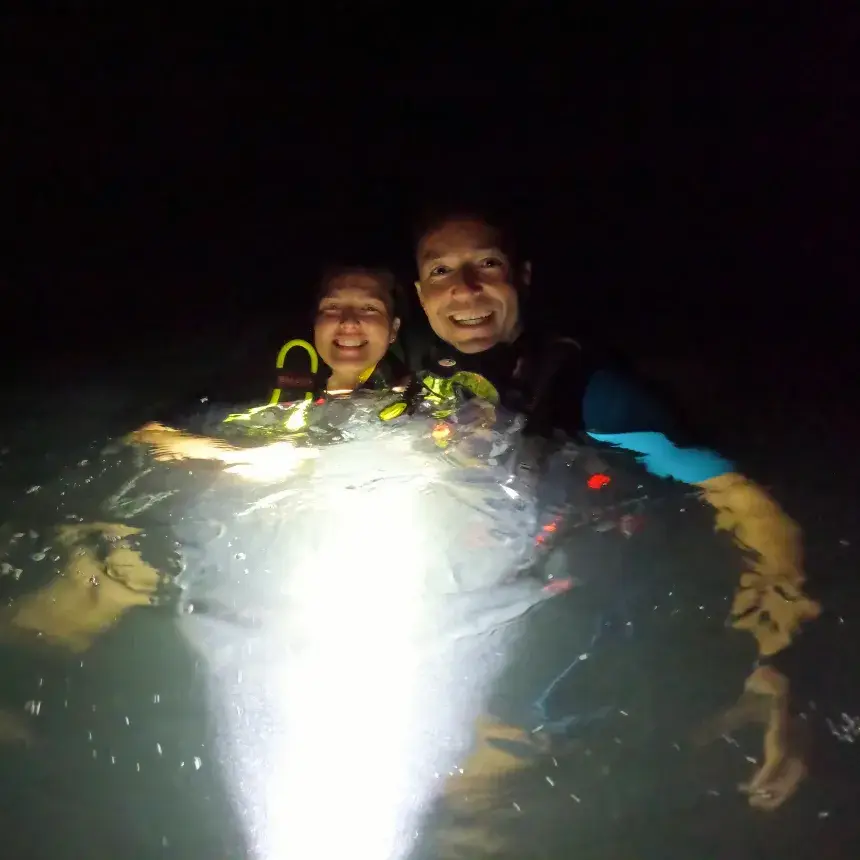 Izgalmas és Romantikus éjszakai Búvárkaland kettesben Tatán, a Fényes-forrásnál