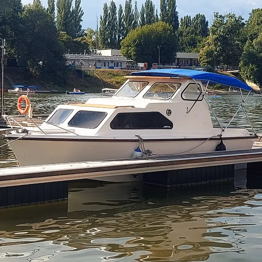 Romantikus hajótúra a budapesti Dunán Kettesben – Ajándék pezsgővel!