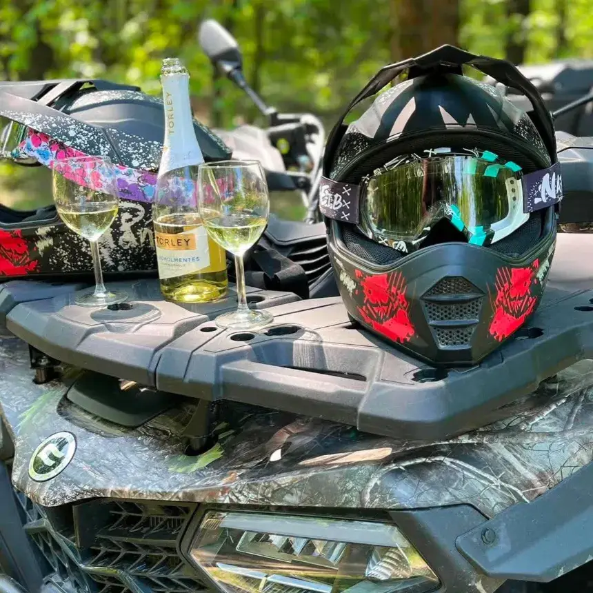 3 órás Romantikus Quad-Randi & Piknik a fel- és leszálló repülők alatt Üllőn