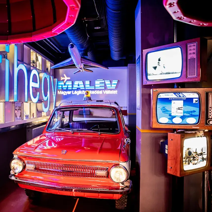 Belépő a Budapest Retro Élményközpontba + Ajándék hot dog menüvel!