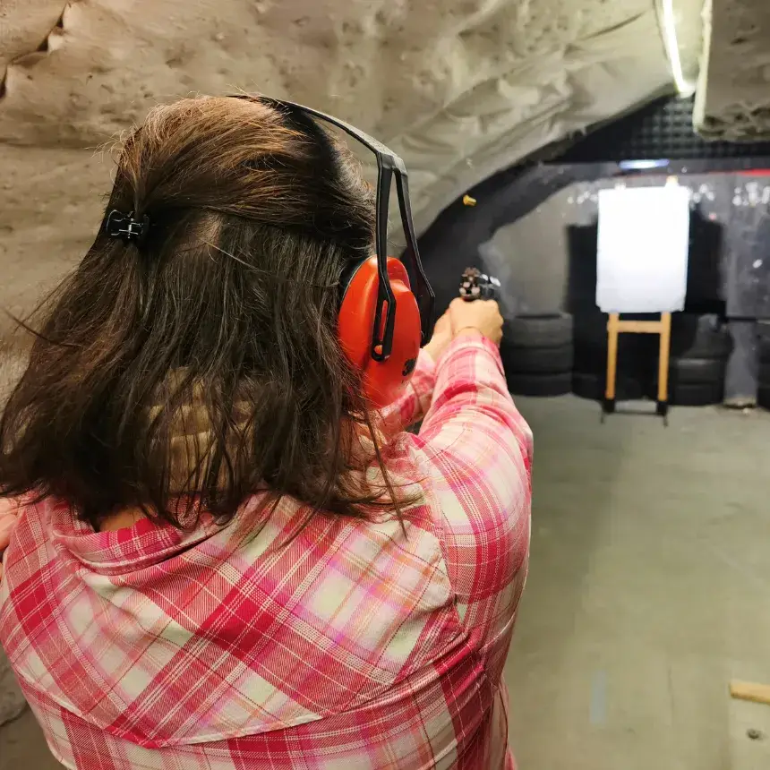 Élménylövészet Budapesten vagy Komáromban: Páros csomag – 40 lövés!