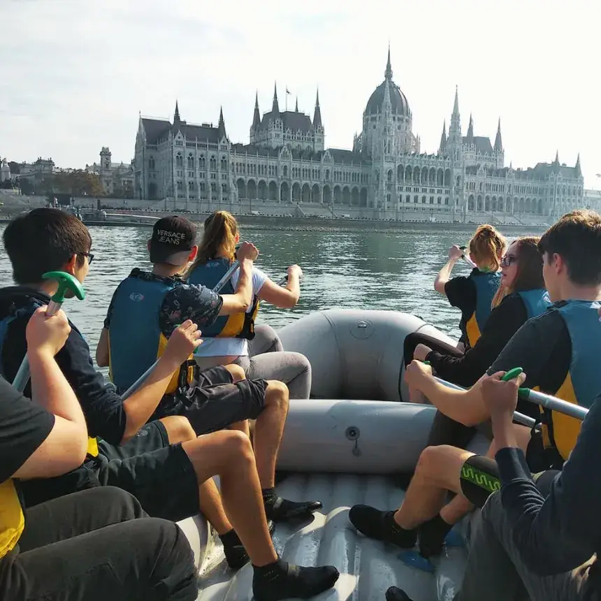 Evezz át Budapesten! – Softrafting a Dunán