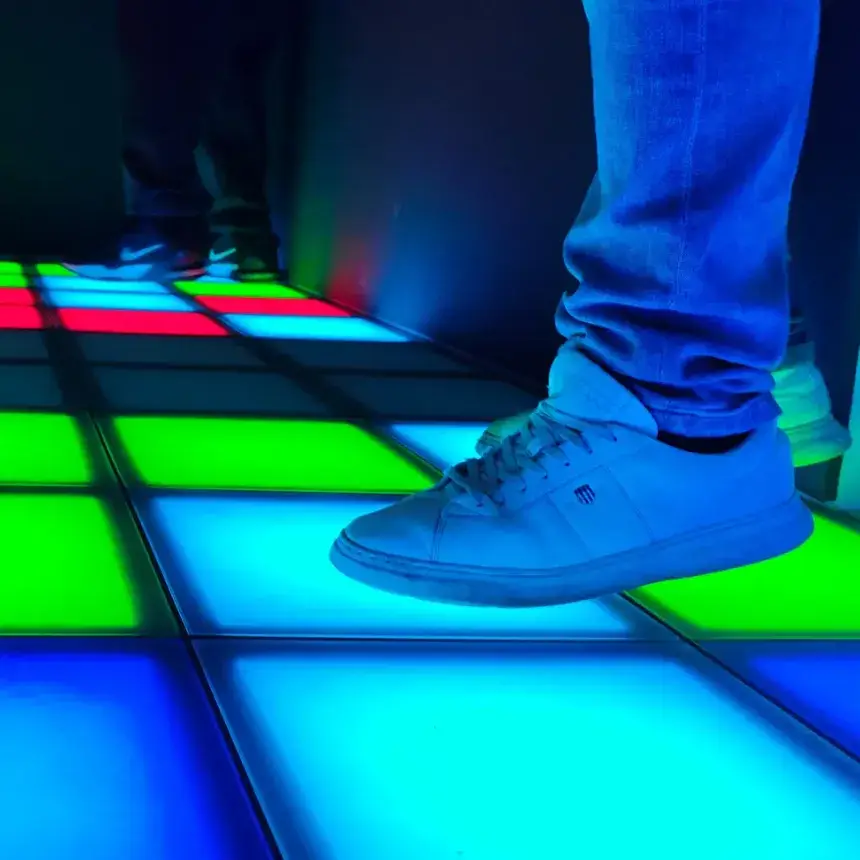 PixeLand – Interaktív LED játék Debrecen belvárosában (hétköznap)