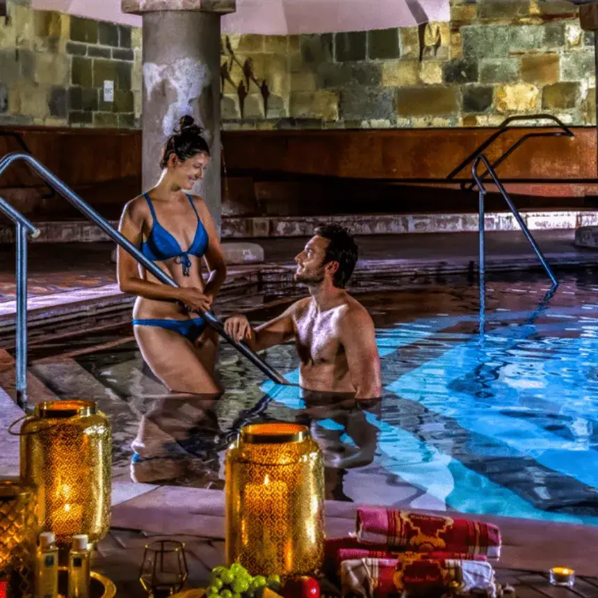 Fullos Gasztro-Wellness a Rudas fürdőben hétköznap Törökfürdővel