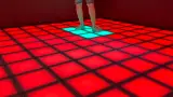 Randizzatok Pixelként egy interaktív ugróiskolán, a Pixel Run-ban