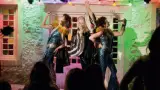 Mamma Mia táncóra trióknak  – Dancing Queen kiképzés!