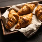 Croissant és testvérei – Sütőkurzus Budapesten, ahol Párizs illata a sütőből árad
