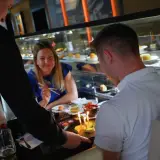 Ázsiai ízkavalkád kettesben a Wasabi Running Sushi & Wok étteremben (MOM Park)