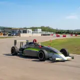 Formula Renault 1.6-os versenyautó vezetés a Szada-Ringen