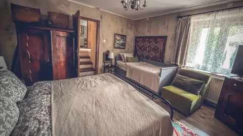 Lazulj Barátaiddal a Padláskincsek Birtokon Nagybörzsönyben 9