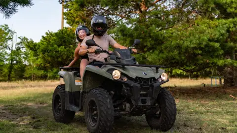 Romantikus VIP-quadozás élményfotózással vagy homoksurffel Ágasegyházán 9