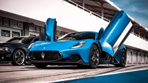 Autós élményajándék-utalvány 2