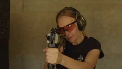 "22 KALIBER" élménylövészet csomag az Alpha Shooting lőtéren 6