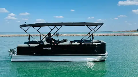 Sunlight S Elektromos hajótúra Siófokon – 2 óra, 4 fő részére 13