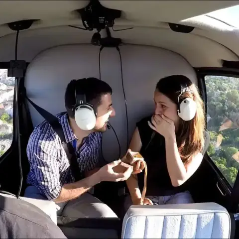 Helikopteres városnézés és lánykérés ponyvával