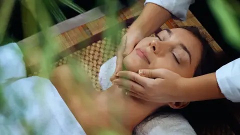 Relaxáló, teljes testmasszázs a Fülöp-szigetek harmóniájával Budapesten 1