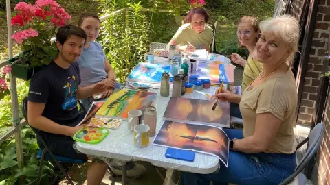 Éld át a kreativitás örömét! – Csoportos festőkurzus Budapesten 3