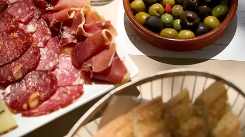 Romantikus tapas randi Budapesten: különleges mediterrán ízek a Saboré-ban 4