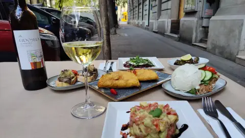 Romantikus tapas randi Budapesten: különleges mediterrán ízek a Saboré-ban 13