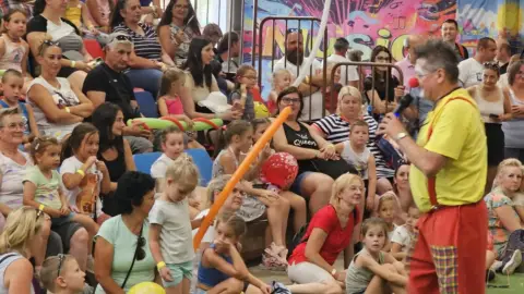 Safari és Családi Élménypark 'Családi' belépőjegy – Vár Titeket Békés megye vadonja! 50