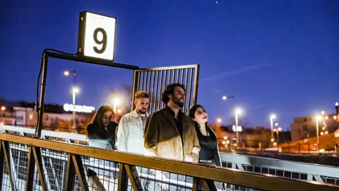 Városnéző Sétahajózás Budapesten 2 fő részére – Korlátlan Rosé fogyasztással! 1