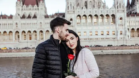 Városnéző Sétahajózás Budapesten 2 fő részére – Korlátlan Rosé fogyasztással! 7