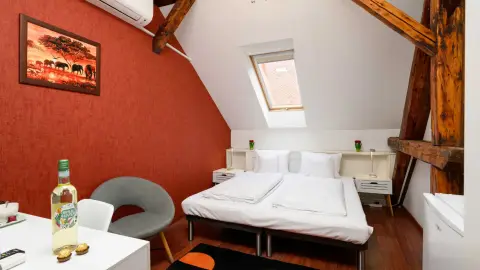 Élményteli, bormámoros pihenés kettesben Eger szívében a Villa Fazolában 8