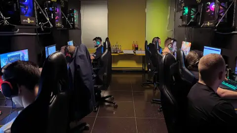 Counter-Strike 2 tréning profi edzővel a Delta 1 Esports Caféban 7