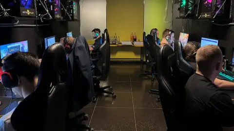 League of Legends tréning profi edzővel a Delta 1 Esports Caféban 4