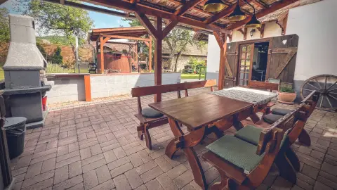 Romantika a Padláskincsek Birtokon Nagybörzsönyben 13