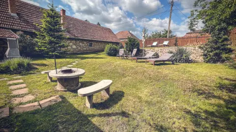 Romantika a Padláskincsek Birtokon Nagybörzsönyben 22