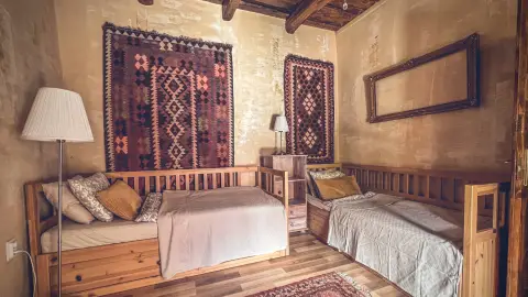 Lazulj Barátaiddal a Padláskincsek Birtokon Nagybörzsönyben 8