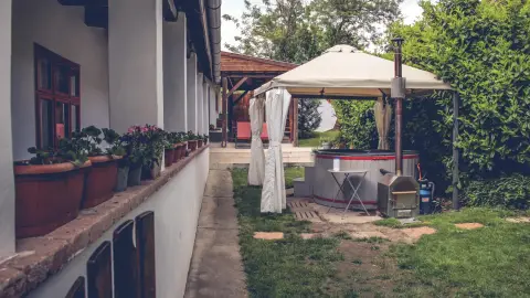 Lazulj Barátaiddal a Padláskincsek Birtokon Nagybörzsönyben 12