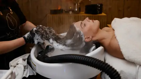 Japán Professzionális Anti-aging Kozmetikai és Hair Spa kezelés 2 fő részére Budapesten 3