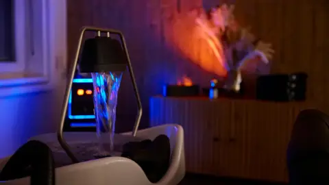 Japán Professzionális Anti-aging Kozmetikai és Hair Spa kezelés 2 fő részére Budapesten 10