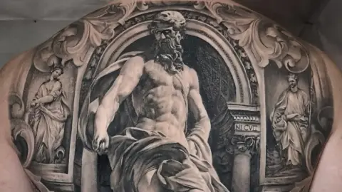 Új tetoválás ajándékba a Black Raven Tattoo Stúdióban 8