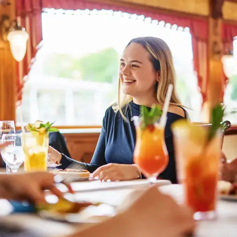 Brunch & Cruise – Villásreggelivel egybekötött városnéző hajókirándulás a Dunán