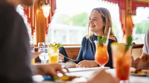 Brunch & Cruise – Villásreggelivel egybekötött városnéző hajókirándulás a Dunán 8