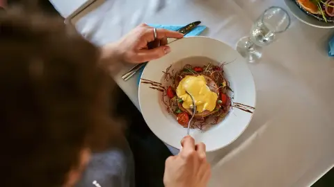 Brunch & Cruise – Villásreggelivel egybekötött városnéző hajókirándulás a Dunán 26