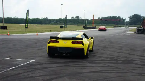 Chevrolet Corvette élményautózás gyerekeknek a Kakucs Ringen 4