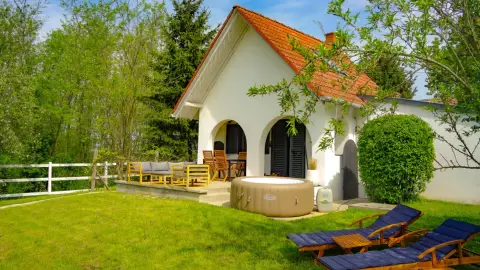 Elbűvölő luxus a magyar vidék szívében: Fehér Borház – 2 éjszaka kettesben Szigetváron 2