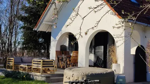 Elbűvölő luxus a magyar vidék szívében: Fehér Borház – 2 éjszaka kettesben Szigetváron 5