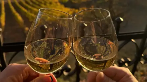 Idilli elvonulás Fenn a Hegyen Vendégházban a Somló tetején 1