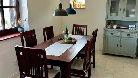 Idilli elvonulás Fenn a Hegyen Vendégházban a Somló tetején 7