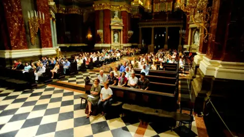 Klasszikus orgonakoncert a Szent István Bazilikában 18