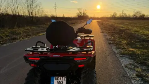 Együtt a quadon: Kalandos quad túra pároknak Dunaharaszti környékén túravezetővel 8